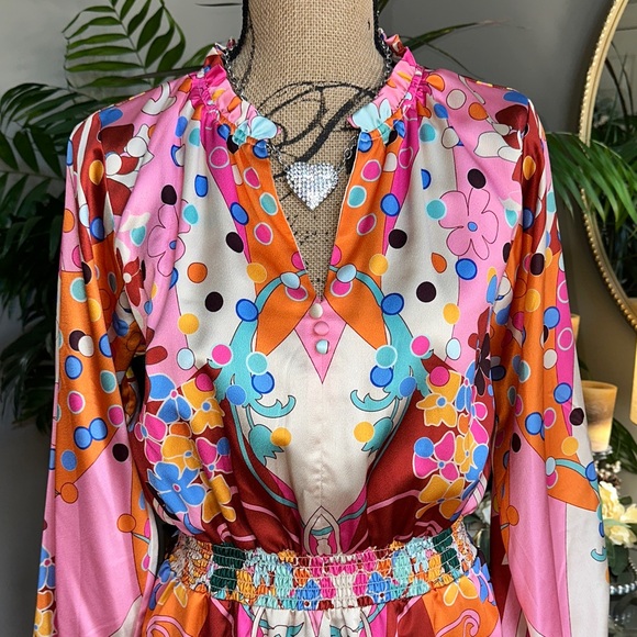 Ciebon Vibrant Multicolor Long Sleeve Dress - Picture 2 of 12